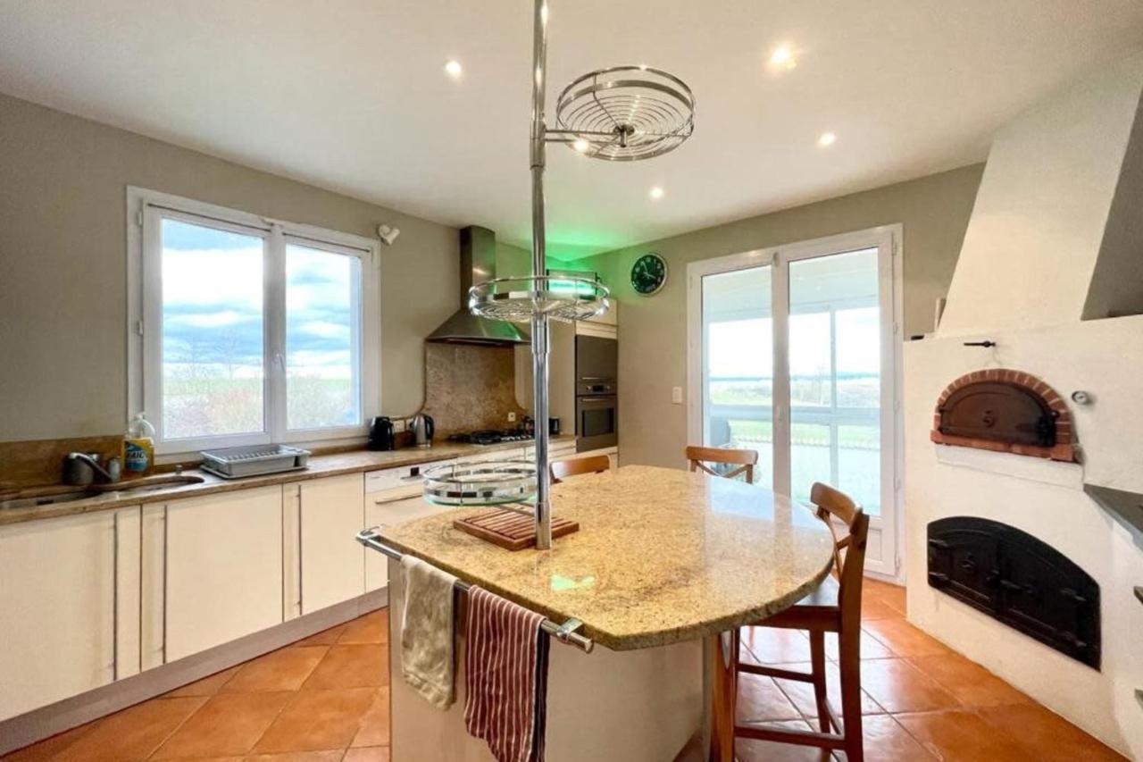 Family Villa At 1H15 From Lyon Precieux Екстер'єр фото